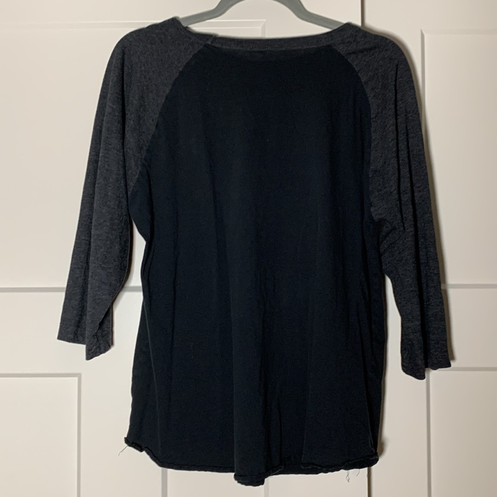 Graphic Raglan Sleeve Top - Picture 2 of 2